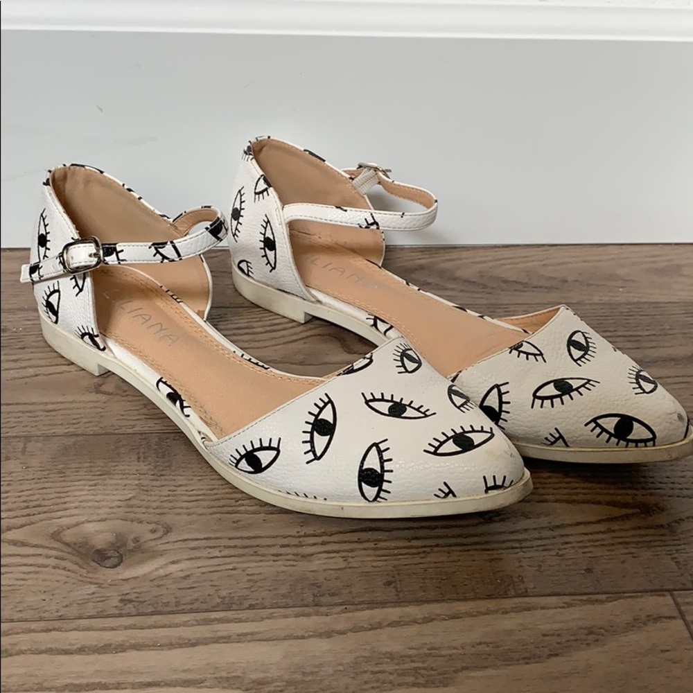 Eye flats